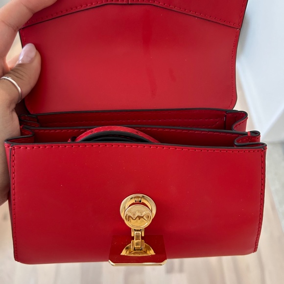 Brand new never used Micheal kors purse - Picture 2 of 5